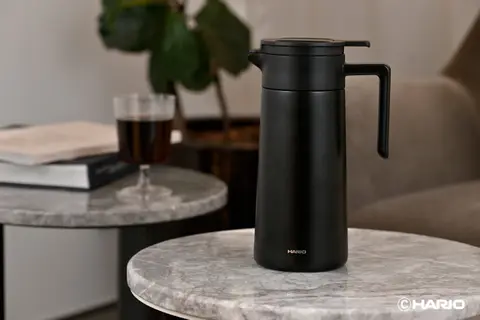Hario Yalıtımlı Servis Sürahisi (800 ml) – Siyah